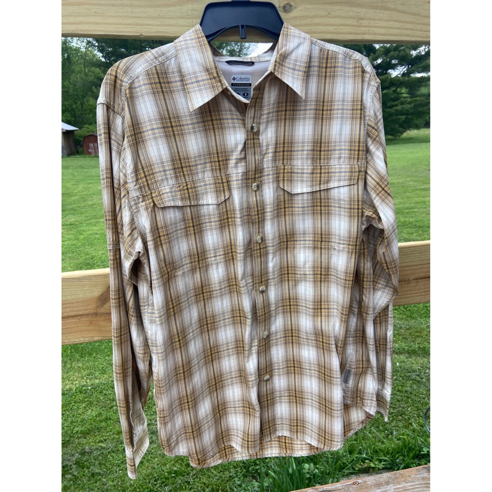 Columbia Titanium Mens Large Tan Yellow Plaid Omni-Dry Roll Tab Fishing Shirt
